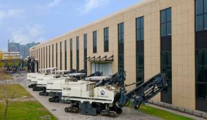 公路養(yǎng)護(hù)裝備國(guó)家工程研究中心